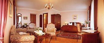 Schlosshotel Post Edelfreisitz Sprengenstein 임스트 외부 사진